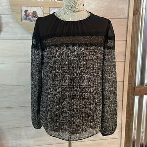 Whbm Black White Top 6